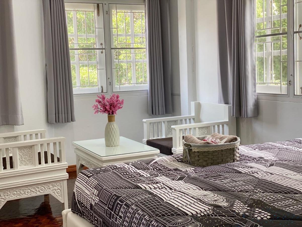 Boxsoon Nimman 2 # 4Beds 3Baths Villa Chiang Mai Eksteriør bilde