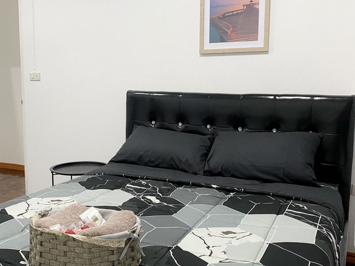 Boxsoon Nimman 2 # 4Beds 3Baths Villa Chiang Mai Eksteriør bilde